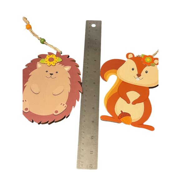 Cute Hedgehog & Squirrel Wooden Hanging Decorations - Picture 5 of 6